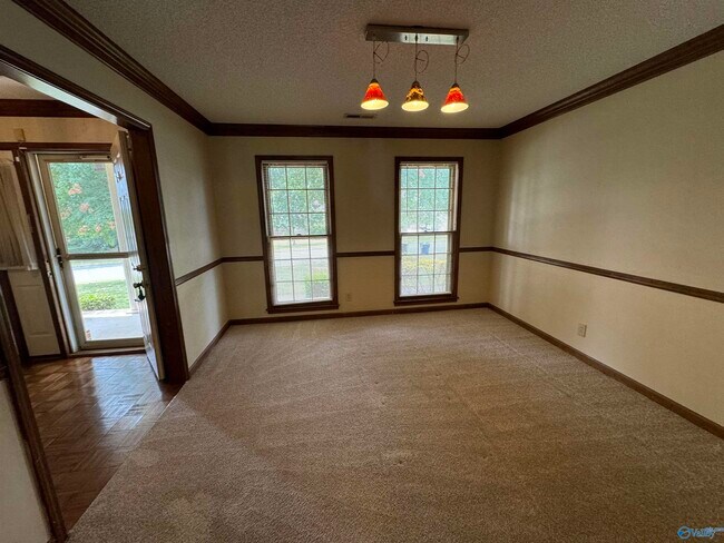 Building Photo - 502 Brenda Dr