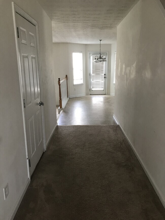 Foto del edificio - 4 Bed/2.5 Bath Single Family Home for Lease in Loganville