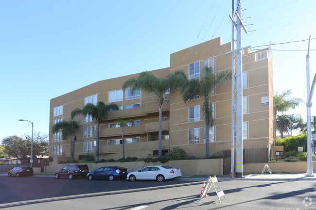 9326 Exposition Blvd. Apartaments - 9326 Exposition Blvd. Apartments
