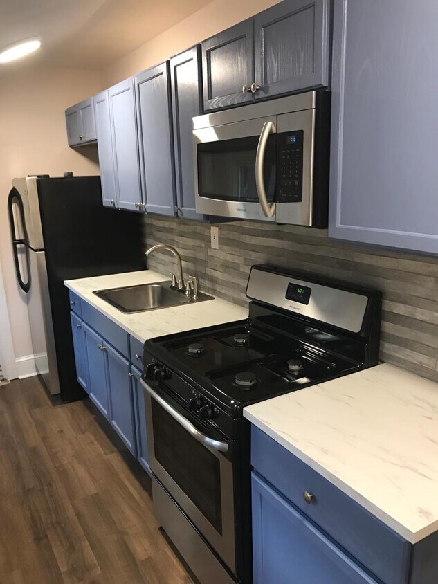 Foto principal - 4730 Hazel Ave