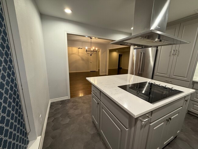 Foto del edificio - 2950 Crestline Dr