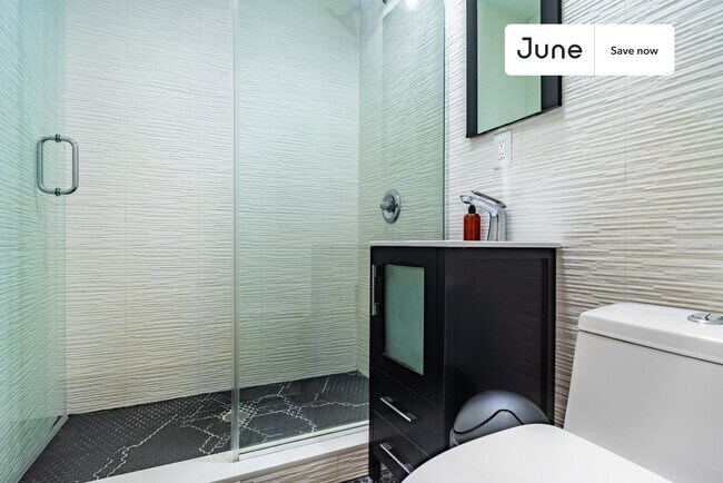 Foto del edificio - 345 E 21st St