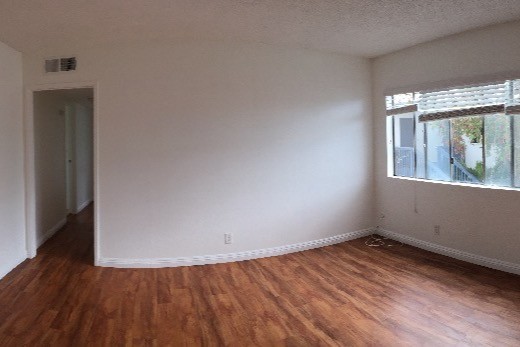 Building Photo - 2030 S Tremont St