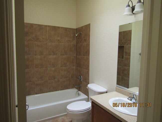 Foto del edificio - Beautiful 2 Bedroom/2 Bathroom Del Prado Condominium **Coming Soon**