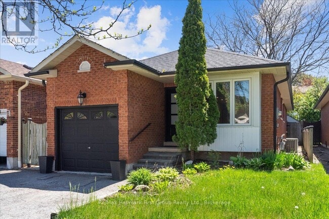 Building Photo - 121 Ribblesdale Dr