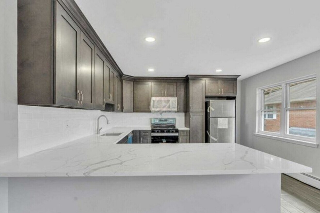 142 Pierre Ave, Garfield, NJ 07026 | LoopNet, image size:1240x827