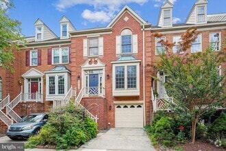Building Photo - 15738 Cherry Blossom Ln
