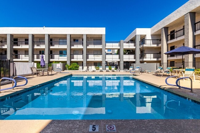 New Listing in Scottsdale - New Listing in Scottsdale House