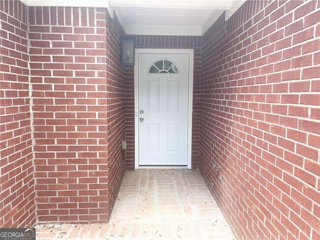 Foto del edificio - 2715 Sterling Creek Ct