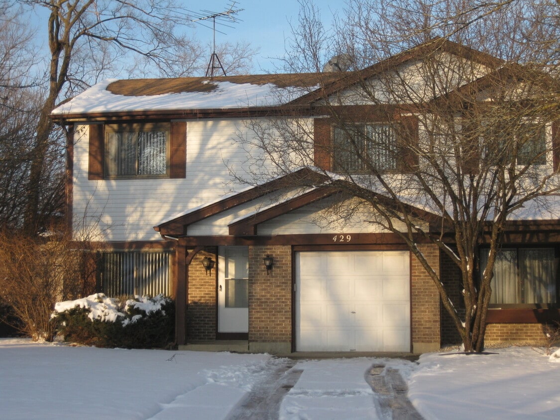 Primary Photo - 429 Pacific Ct