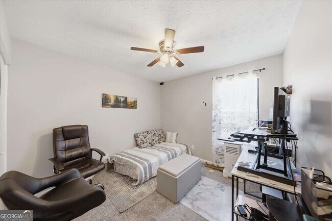 Foto del edificio - 3682 Stephanie Ct