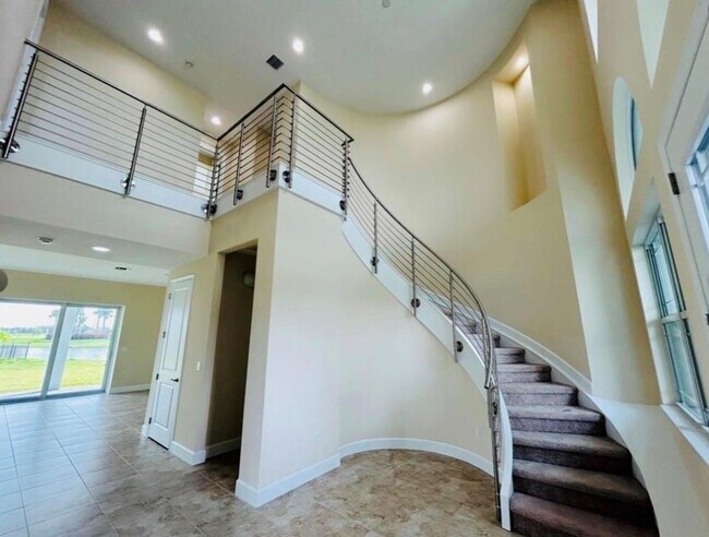 Foto del edificio - 5199 Liberty Ln