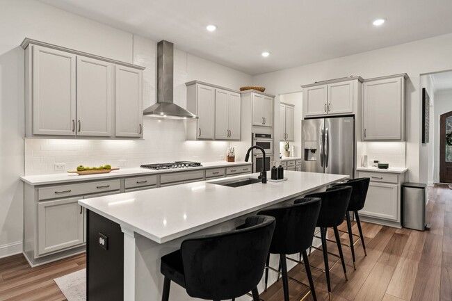 Building Photo - Luxury Living at The Parks at Meadowview