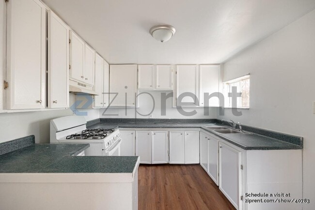 Foto del edificio - 175 Anita St