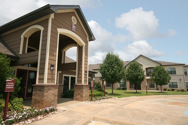 High Meadow Apartment Homes Apartments - Durant, OK | Apartments.com