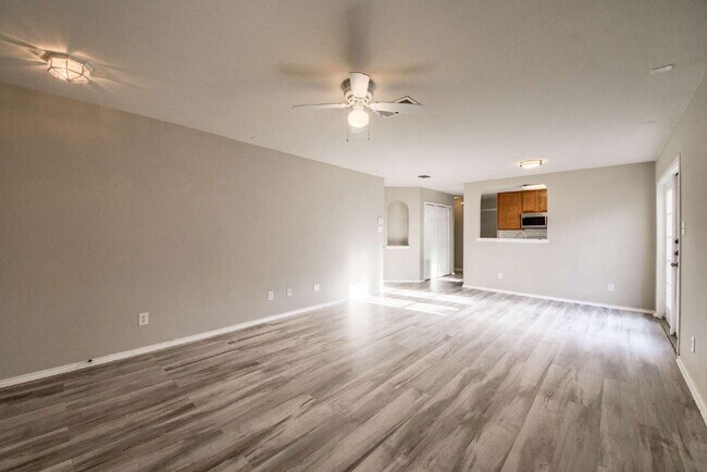 Foto del edificio - Charming 3-bedroom, 2-bathroom home in Wildhorse!