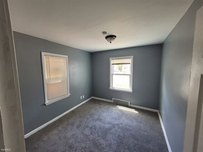 Building Photo - 3 br, 1 bath House - 4396 Neff Ave