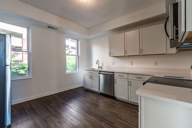Foto del edificio - 4415 Garwood Way