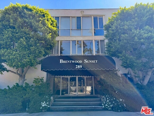 Foto del edificio - 289 S Barrington Ave