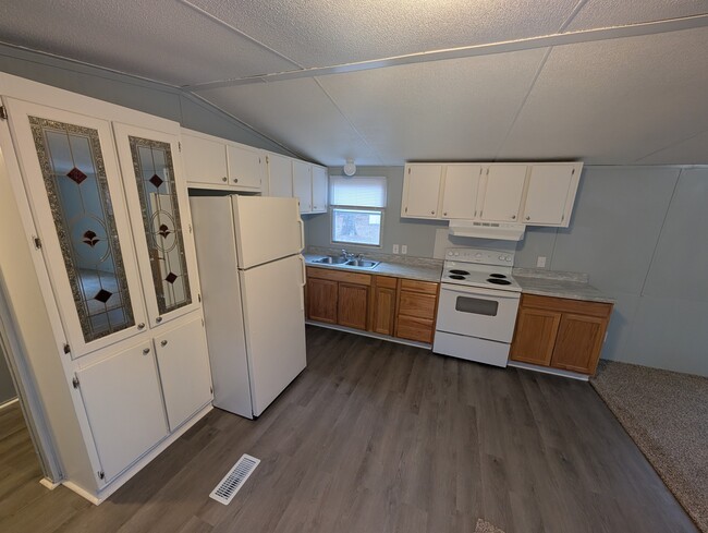 Building Photo - 157 Ransdell Ln