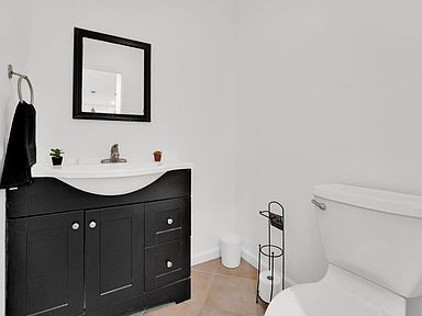 Primary Photo - This beautifully updated 2-bedroom, 2 bath...