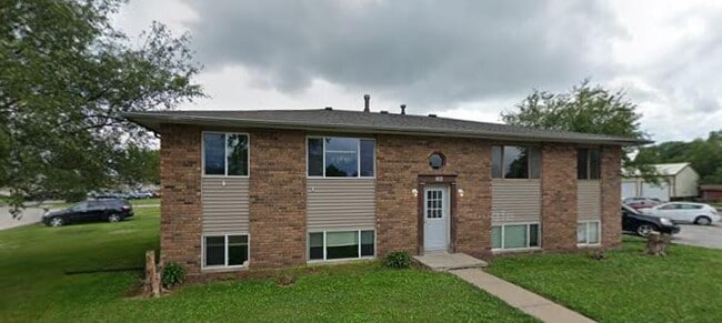 Building Photo - 103 Crestview Dr