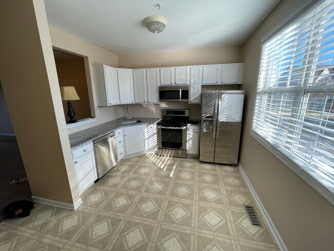 Kitchen - 240 Roosevelt Ave