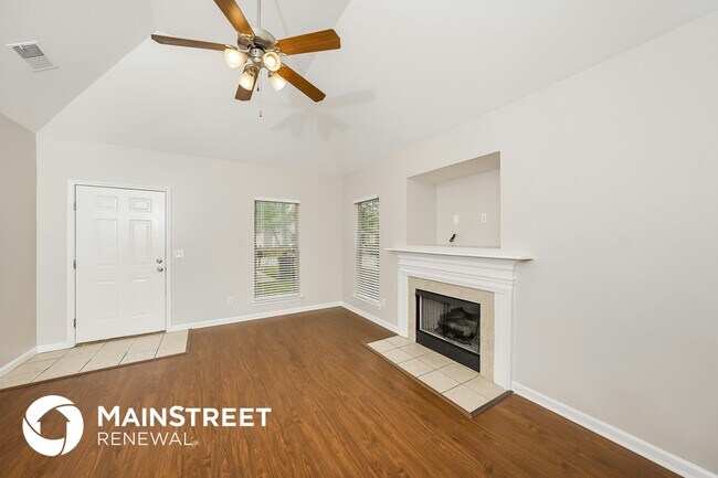 Building Photo - 485 Fox Run Cir