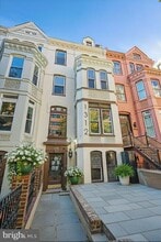 Building Photo - 1312 19th St NW