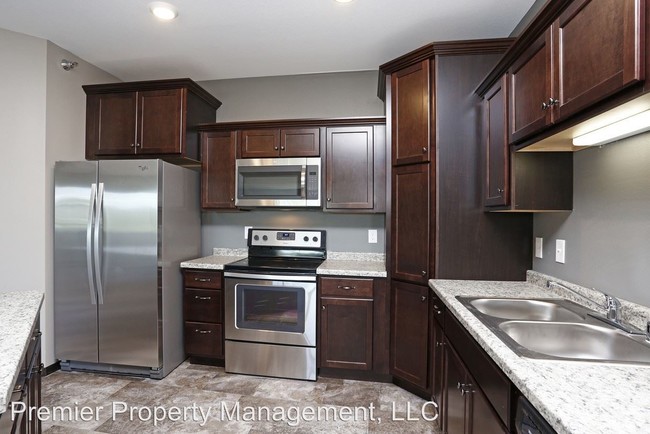 Foto del edificio - 3200 Old Stone Way NE