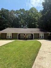 Building Photo - 4069 Coopers Hill Dr SE