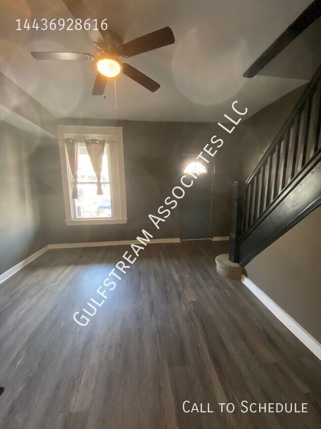 Photo - 725 Bartlett Ave Townhome