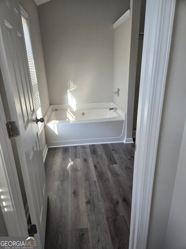 Building Photo - 4115 Magnolia Glen Walk