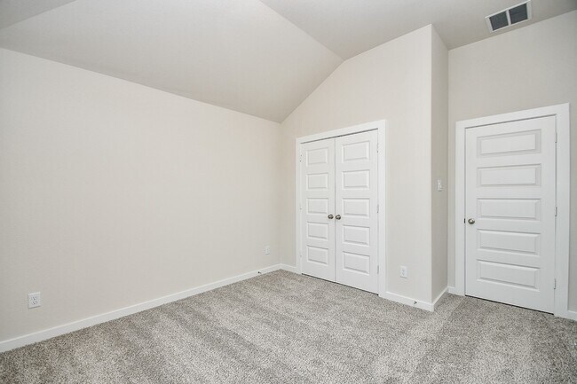 Foto del edificio - 5838 Wayne Wy