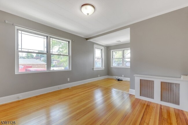 Building Photo - 13-35 4th St