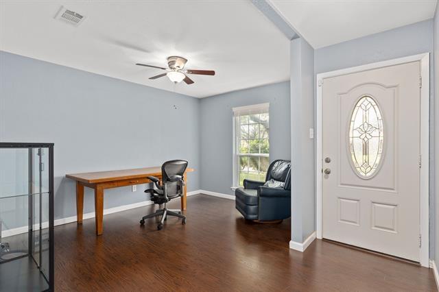 Building Photo - 2704 Springlake Ct
