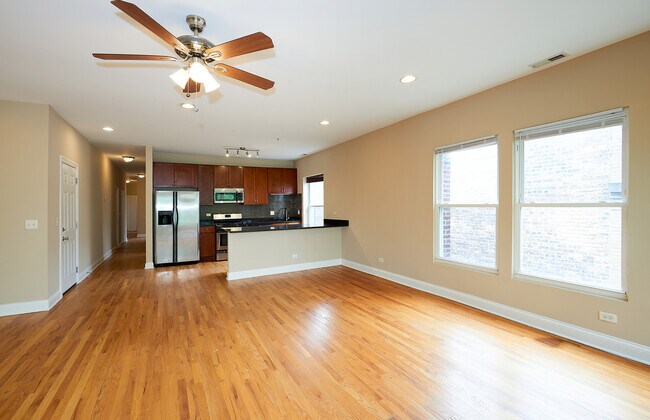 Foto del edificio - 1609 W Farwell Ave