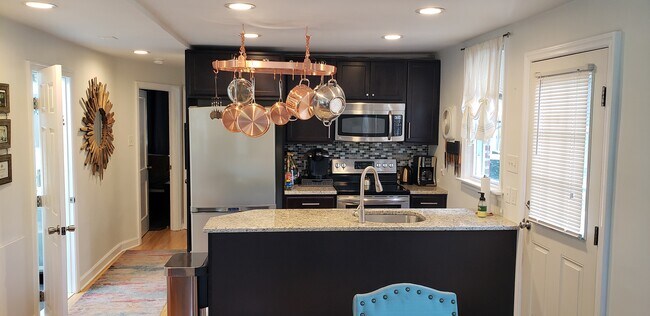 Foto del edificio - 278 Valley View Road