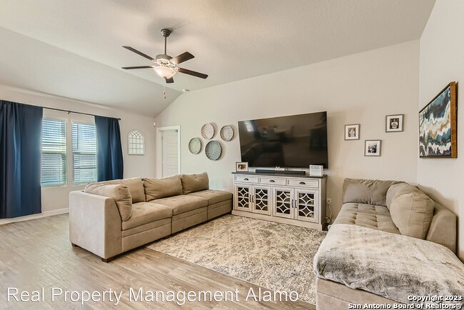 Building Photo - 3 br, 2 bath House - 12413 Vista Rim