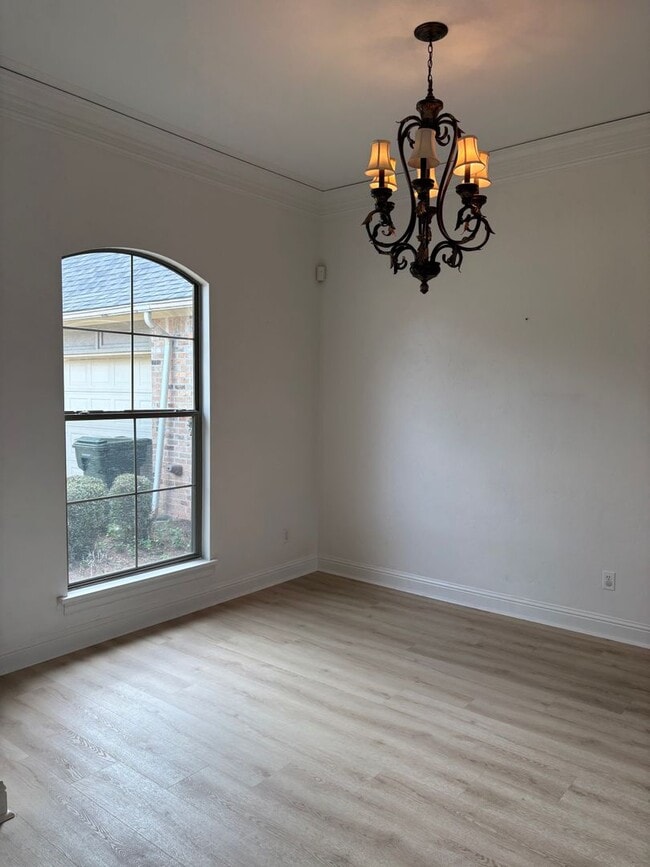 Foto del edificio - Great Gated Community Home