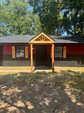 Building Photo - 301 E Ruth Ave