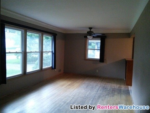 Building Photo - 1321 Rose Pl