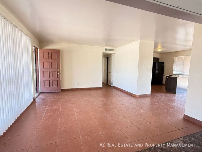 Foto del edificio - 8931 W Monterosa St