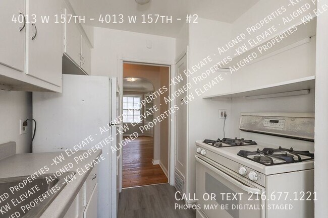 Foto del edificio - 4013 W 157th St