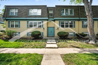 Building Photo - 9210 E Girard Ave
