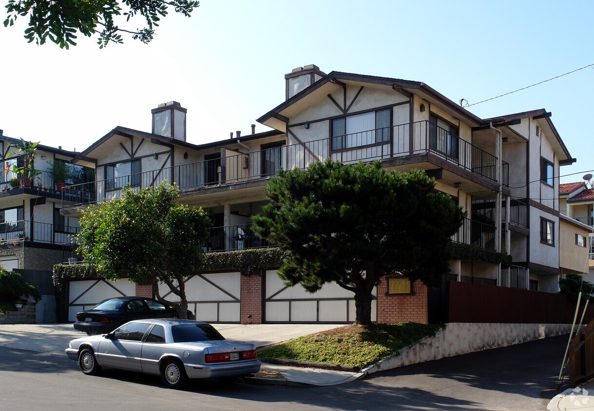 Foto del edificio - 622 E Holly Ave