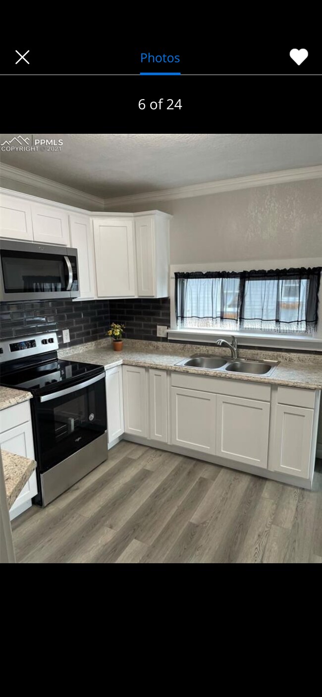 Building Photo - 528 Acero Ave