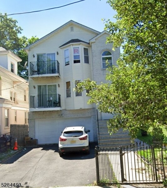 51 Baldwin Ave, Newark, NJ 07108 Room for Rent in Newark, NJ