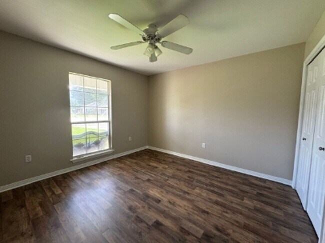 Foto del edificio - Beautiful Condo in Eden Oaks Subdivision – Ponchatoula, LA