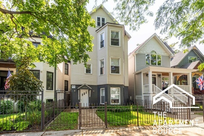 Building Photo - 4849 N Seeley Ave